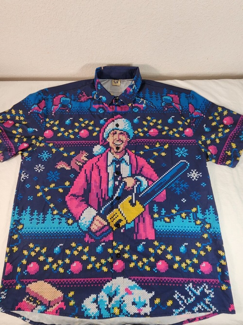 Hardaddy Mens Large Christmas Vacation Button Up Shirt Clark Griswold Chainsaw